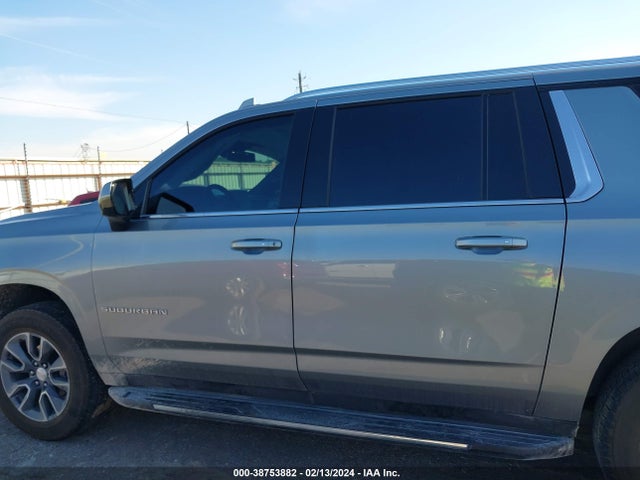 Chevrolet Suburban 2wd Lt 2023 1GNSCCKD0PR520892 Image 14