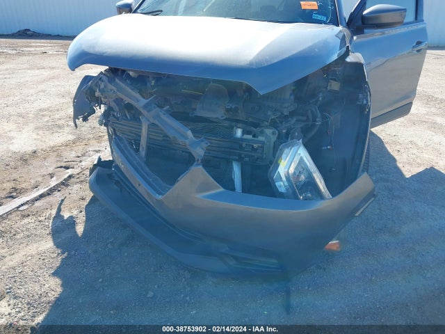 Nissan KICKS SV 2018 3N1CP5CU4JL540396 Image 10