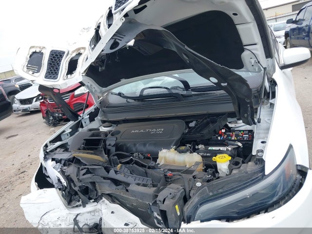 1C4PJLCB9KD207041 Jeep Cherokee Latitude Fwd