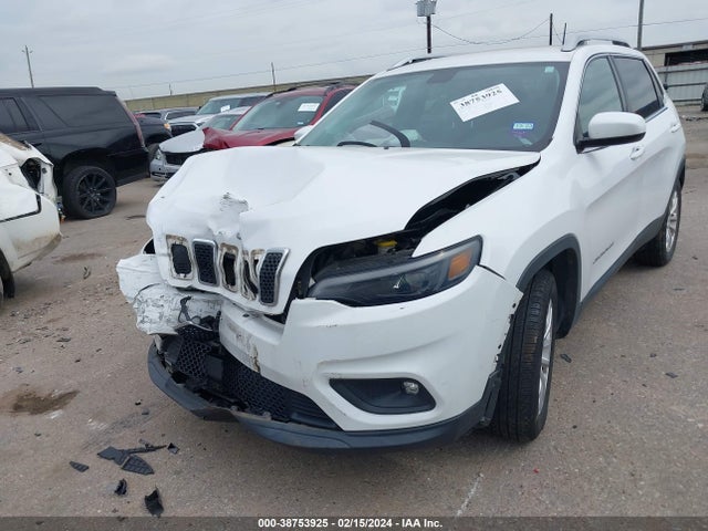 1C4PJLCB9KD207041 Jeep Cherokee Latitude Fwd