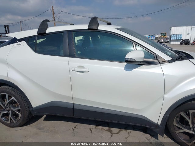 Toyota C-HR XLE 2020 JTNKHMBX4L1076365 Image 14