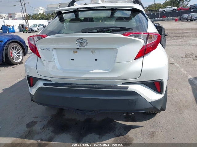 Toyota C-HR XLE 2020 JTNKHMBX4L1076365 Image 17