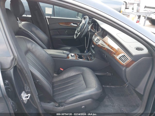 Mercedes-Benz CLS 550 2014 WDDLJ7DB2EA093884 Image 5