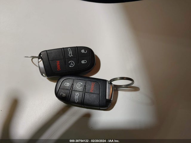 Chrysler 300 300s Awd 2018 2C3CCAGG7JH256277 Image 11