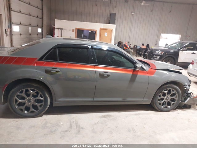 Chrysler 300 300s Awd 2018 2C3CCAGG7JH256277 Image 14