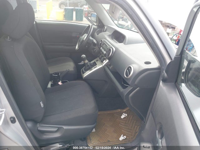 2008 SCION XB VIN: JTLKE50E281046197
