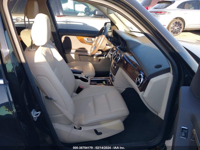 WDCGG8JB3EG218368 Mercedes-Benz Glk 350 4matic
