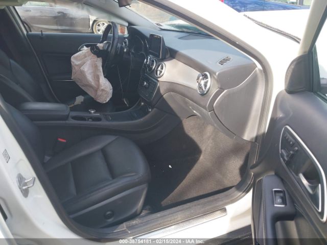 WDCTG4GB0FJ063782 Mercedes-Benz Gla 250 4matic