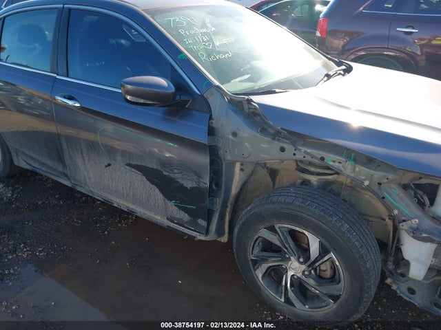 Honda ACCORD LX 2017 1HGCR2F34HA162480 Image 18