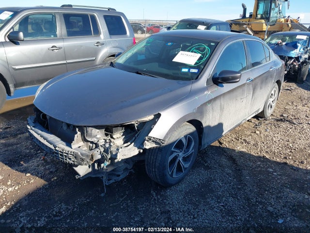 Honda ACCORD LX 2017 1HGCR2F34HA162480 Image 2