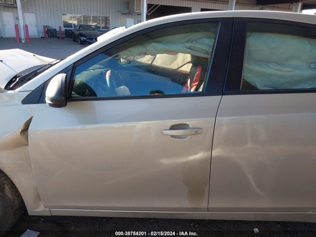 Chevrolet Cruze Ls Auto 2014 1G1PA5SH1E7308992 Image 14