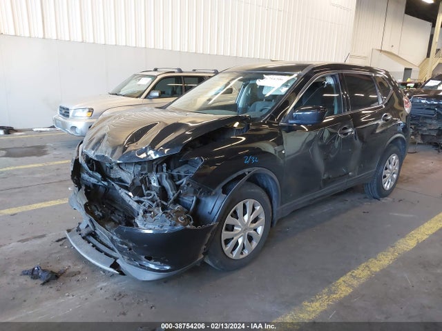 Nissan ROGUE S 2016 KNMAT2MT7GP733207 Image 2