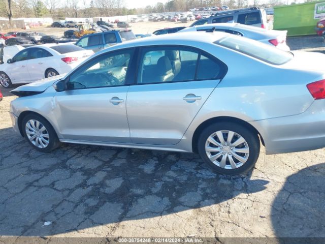 3VWD17AJ9EM361033 Volkswagen Jetta 1.8t Se