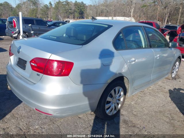 3VWD17AJ9EM361033 Volkswagen Jetta 1.8t Se