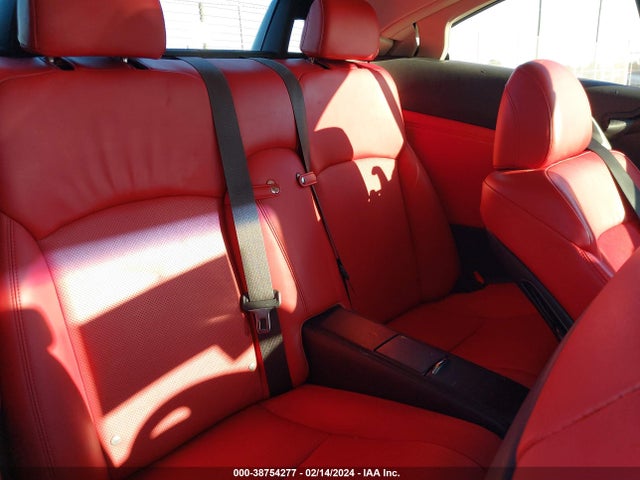 Lexus IS 250C 2015 JTHFF2C21F2532922 Image 8