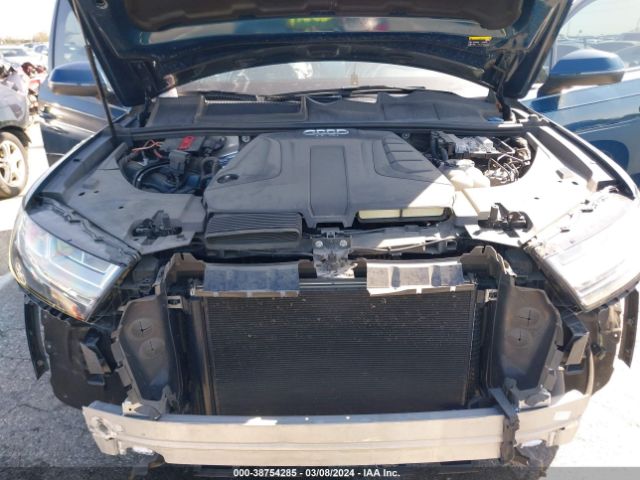 WA1LHAF7XJD039988 Audi Q7 2.0t Premium