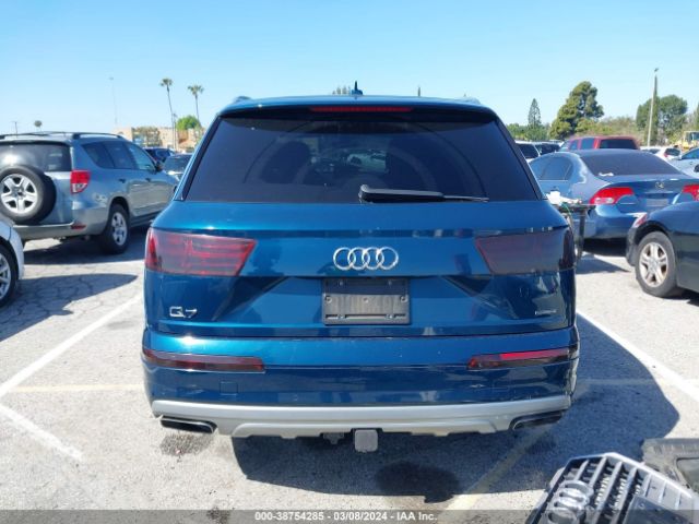 WA1LHAF7XJD039988 Audi Q7 2.0t Premium