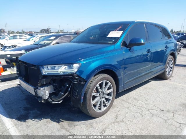 WA1LHAF7XJD039988 Audi Q7 2.0t Premium