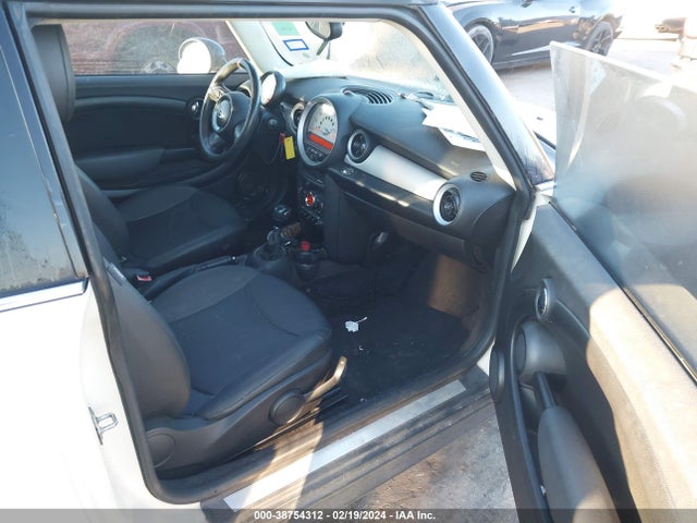 2013 MINI HARDTOP WMWSU3C59DT682545 Photo 4