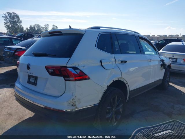 3VV3B7AX9NM081789 Volkswagen Tiguan 2.0t Se