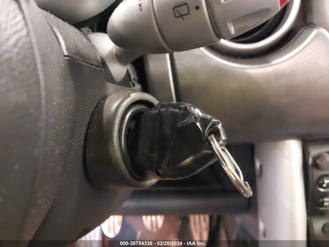 2005 MINI COOPER S WMWRE33485TD96158 Photo 10