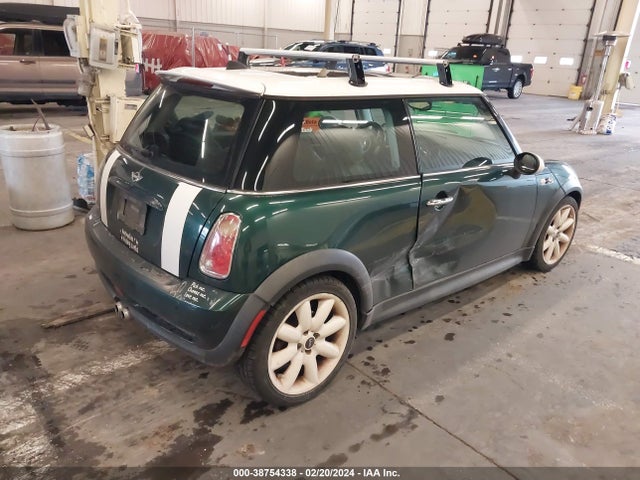2005 MINI COOPER S WMWRE33485TD96158 Photo 3