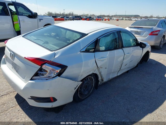 Honda Civic Lx 2018 2HGFC2F50JH540950 Image 4