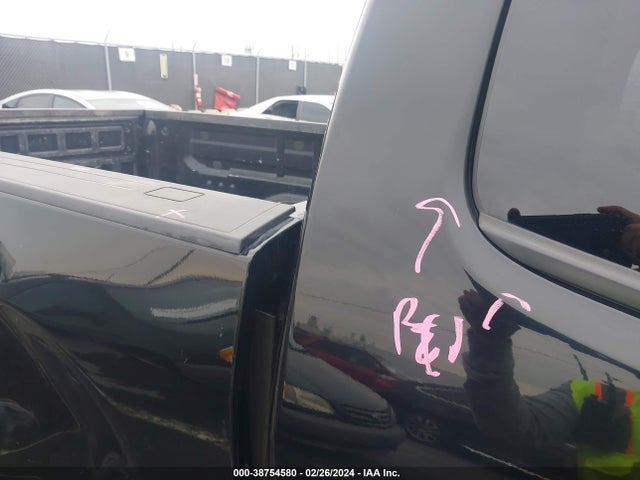 Chevrolet Colorado Wt 2018 1GCHSBEA1J1216851 Image 17