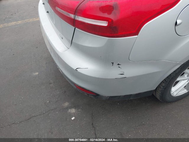 Ford FOCUS SE 2015 1FADP3F22FL288172 Image 13
