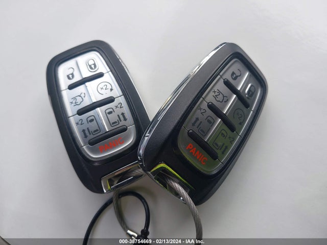 2C4RC1GGXNR170676 Chrysler Pacifica Limited