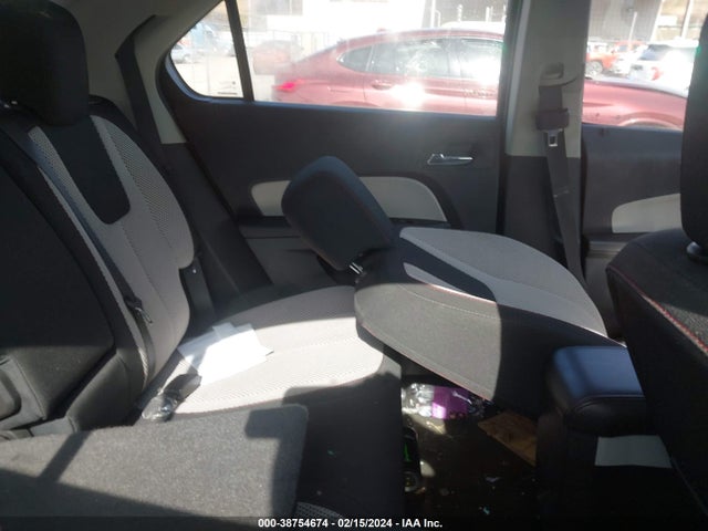 Chevrolet EQUINOX LS 2017 2GNFLEEK5H6227087 Image 8