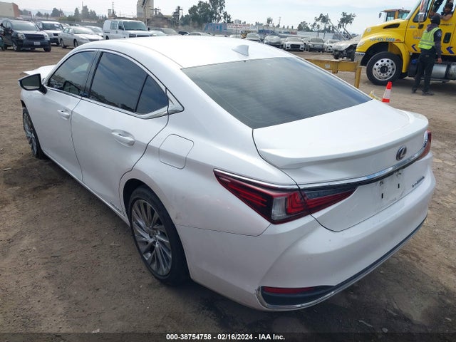 58AEA1C16MU003534 Lexus Es 300h Luxury