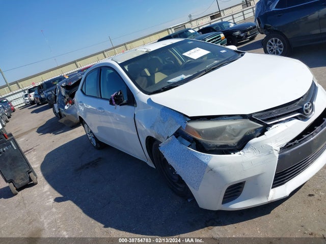 Toyota COROLLA LE 2015 5YFBURHE3FP203013 Image 1