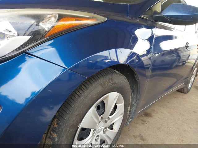 2016 HYUNDAI ELANTRA SE VIN: 5NPDH4AEXGH707292
