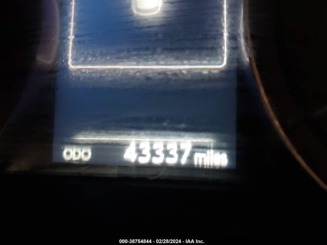 2T2BZMCA8KC179869 Lexus RX 350