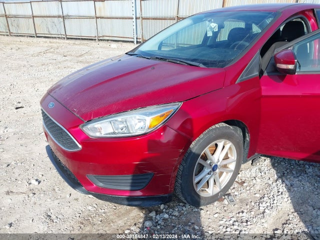 38754847 :رقم المزاد ، 1FADP3F24FL227020 vin ، 2015 Ford Focus Se مزاد بيع