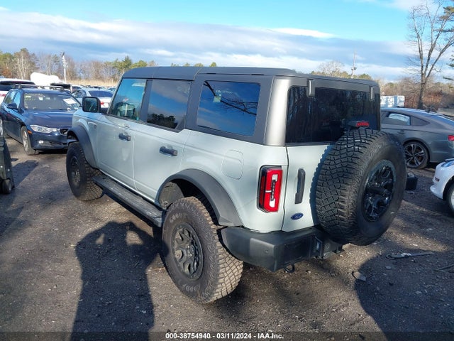 Ford Bronco Wildtrak 2023 1FMEE5DP4PLB89882 Image 3