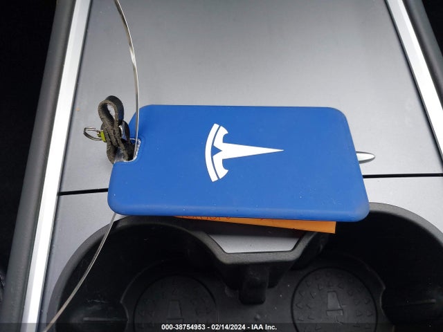 5YJ3E1EA2PF398118 Tesla Model 3 Rear-wheel Drive