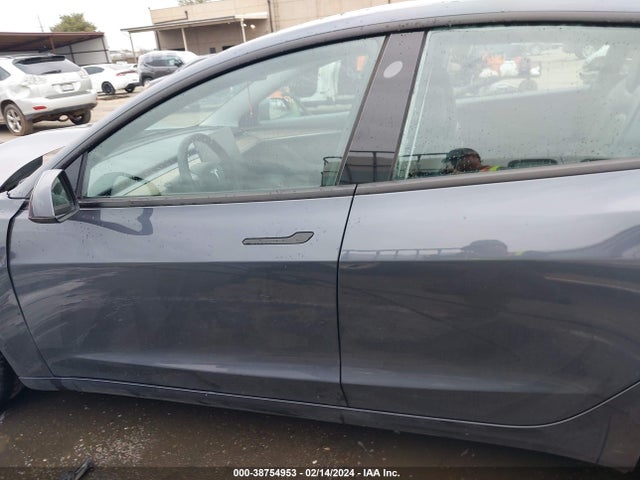 5YJ3E1EA2PF398118 Tesla Model 3 Rear-wheel Drive
