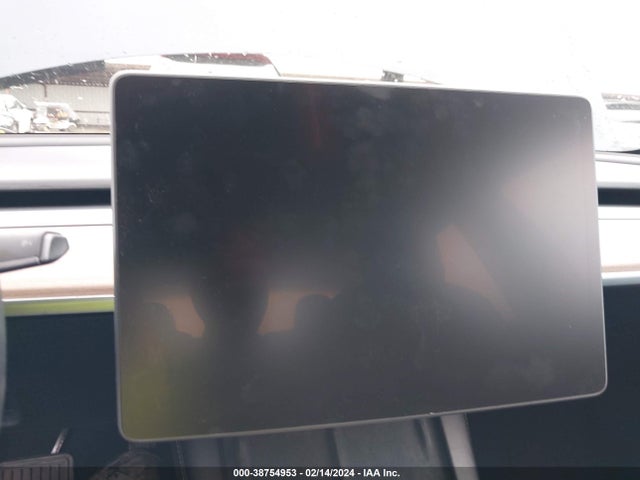 5YJ3E1EA2PF398118 Tesla Model 3 Rear-wheel Drive