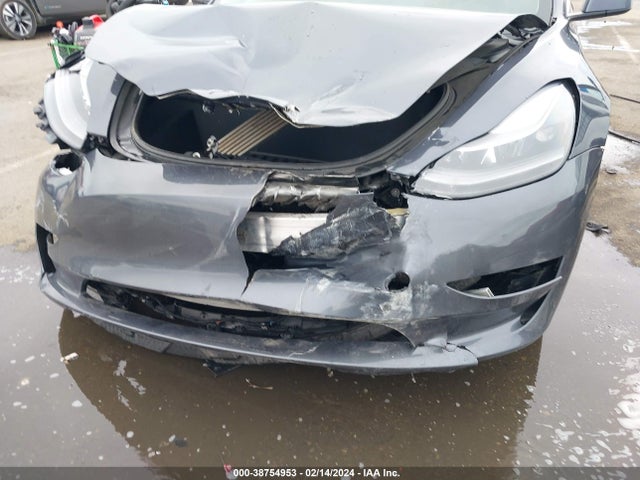 5YJ3E1EA2PF398118 Tesla Model 3 Rear-wheel Drive