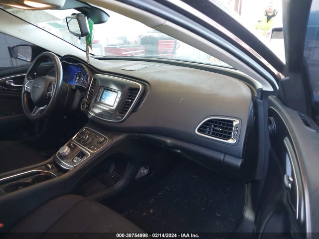 Chrysler 200 Limited 2015 1C3CCCAB8FN604286 Image 5