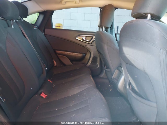 Chrysler 200 Limited 2015 1C3CCCAB8FN604286 Image 8