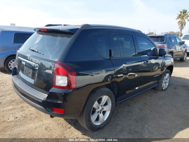 1C4NJDBB8GD756901 Jeep Compass Sport