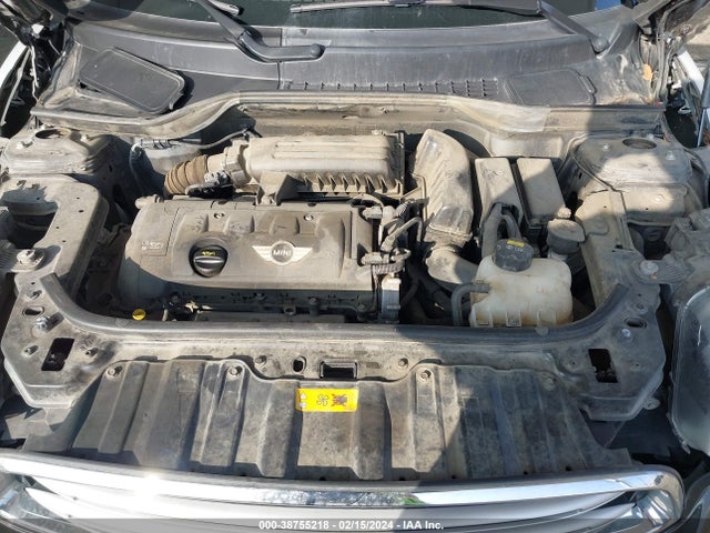 2016 MINI COUNTRYMAN WMWZB3C57GWR47972 Photo 9