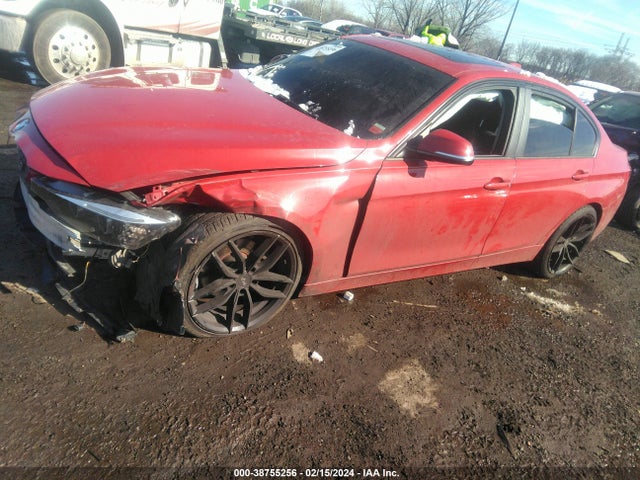 BMW 320i Xdrive 2016 WBA8E5G58GNT93050 Image 2