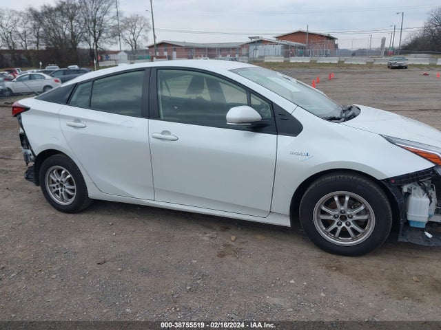 Toyota Prius Le 2021 JTDKAMFU8M3132371 Image 13