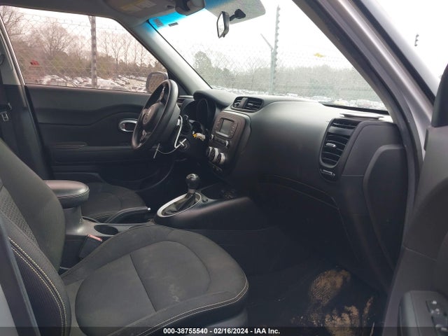 KIA SOUL + 2015 KNDJP3A55F7786387 Image 5