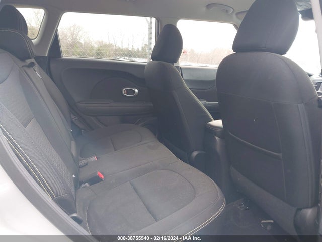 KIA SOUL + 2015 KNDJP3A55F7786387 Image 8