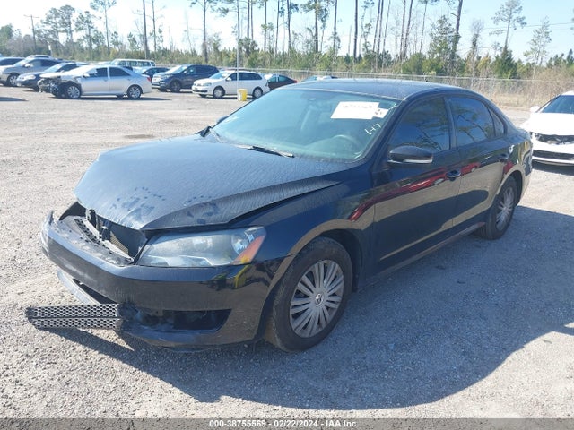 Volkswagen Passat 1.8t S 2014 1VWAT7A37EC046313 Image 2